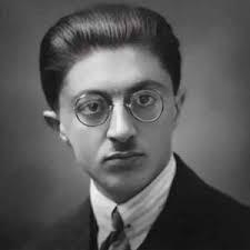 زندگی نامه ی صادق هدایت